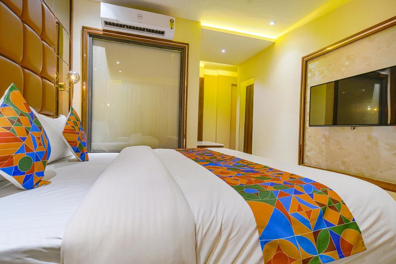 Fabhotel Benchmark Indore Exteriör bild