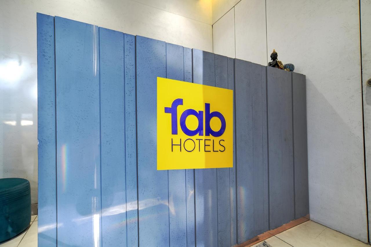 Fabhotel Benchmark Indore Exteriör bild
